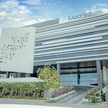Luwansa Hotel&Convention Center Manado Exterior foto