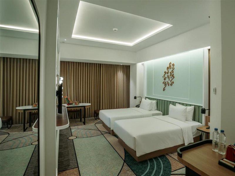 Luwansa Hotel&Convention Center Manado Exterior foto